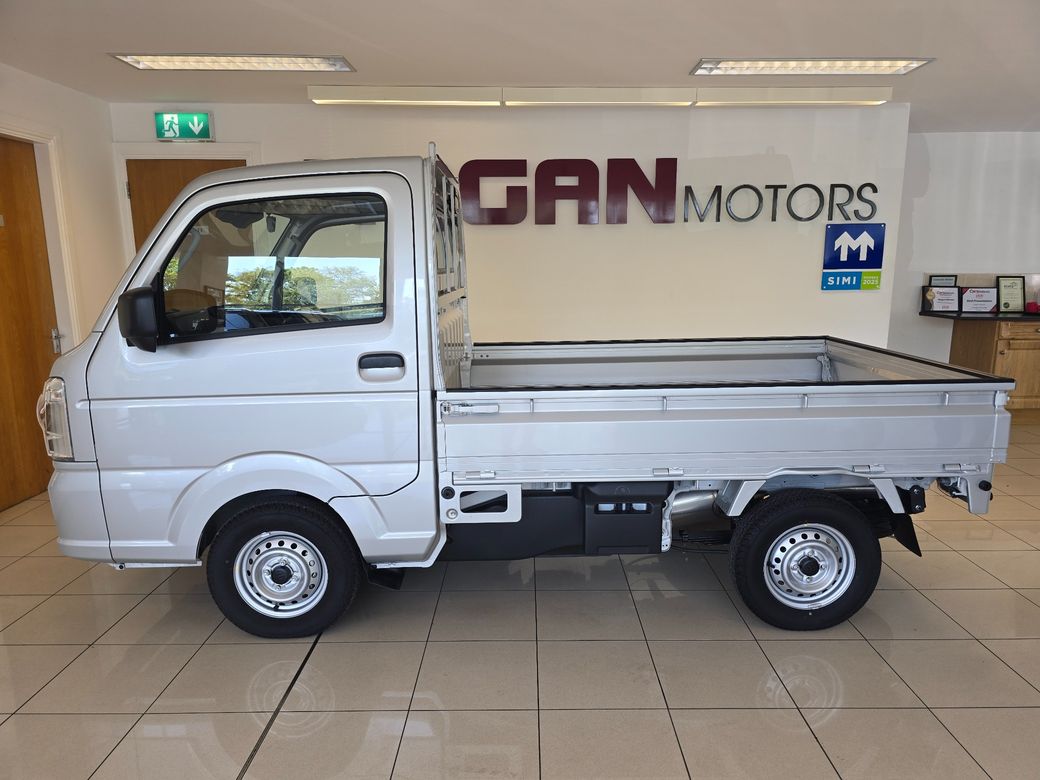 2025 Suzuki Carry