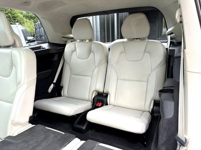 2022 Volvo XC90