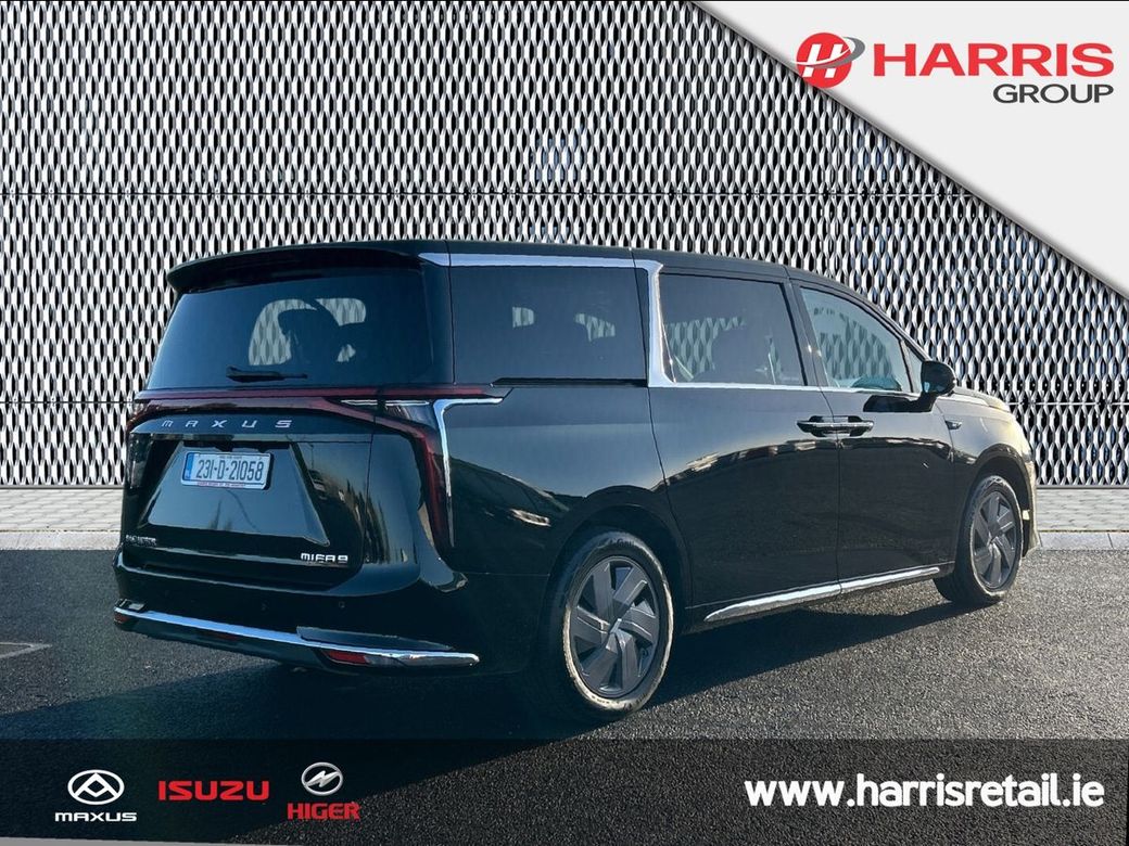 2023 Black Maxus MIFA 9