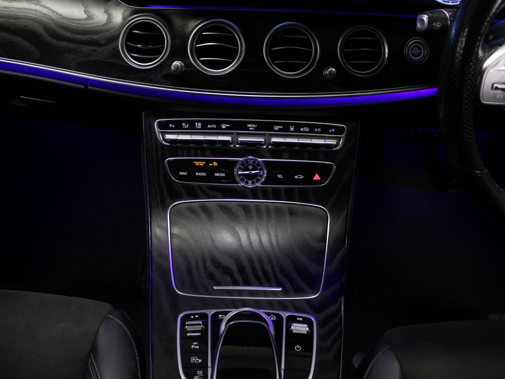 2020 Mercedes-Benz E 300