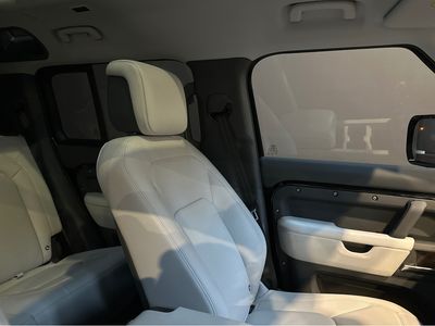 2025 Land Rover Defender
