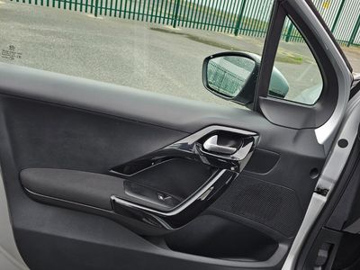 2018 Peugeot 208
