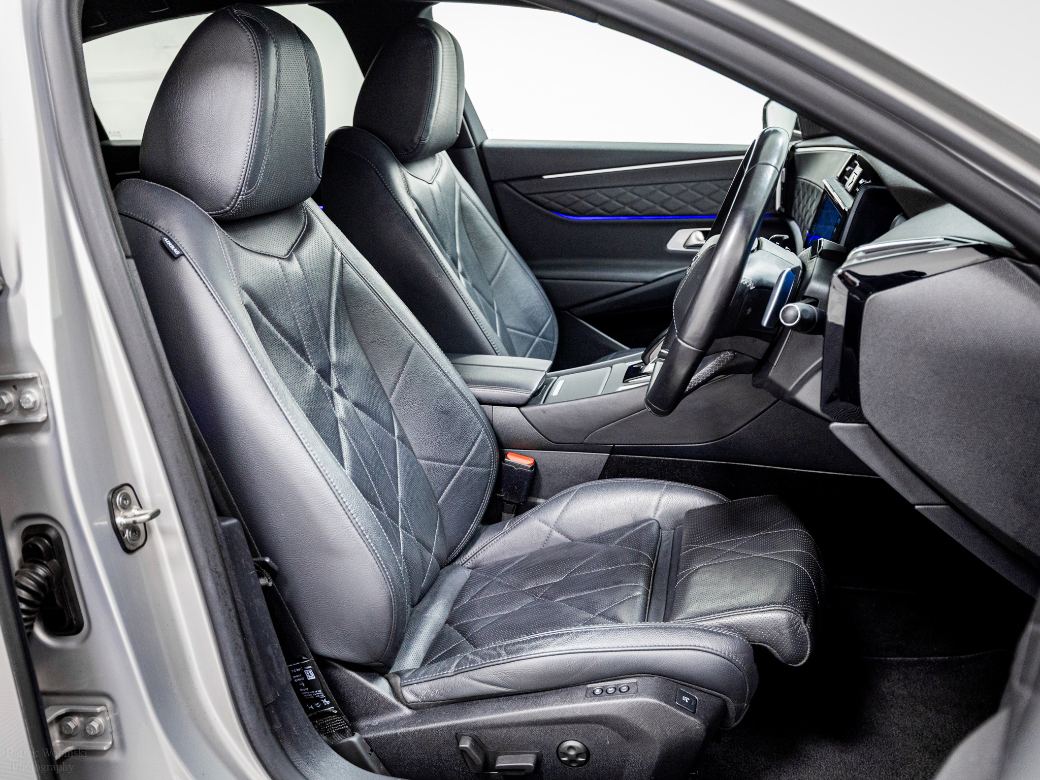 2022 DS Automobiles DS 9