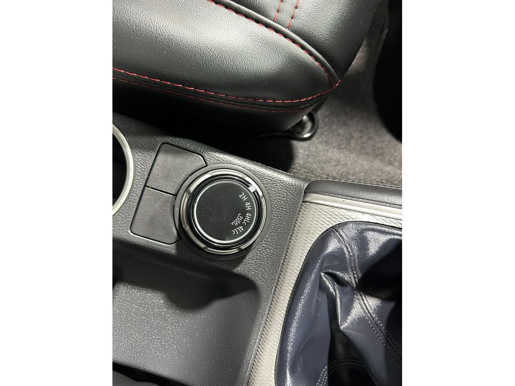 2020 Mitsubishi L200