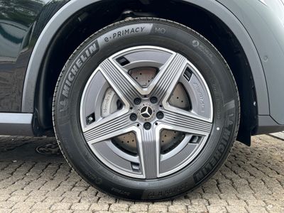 2025 Mercedes-Benz GLC Class