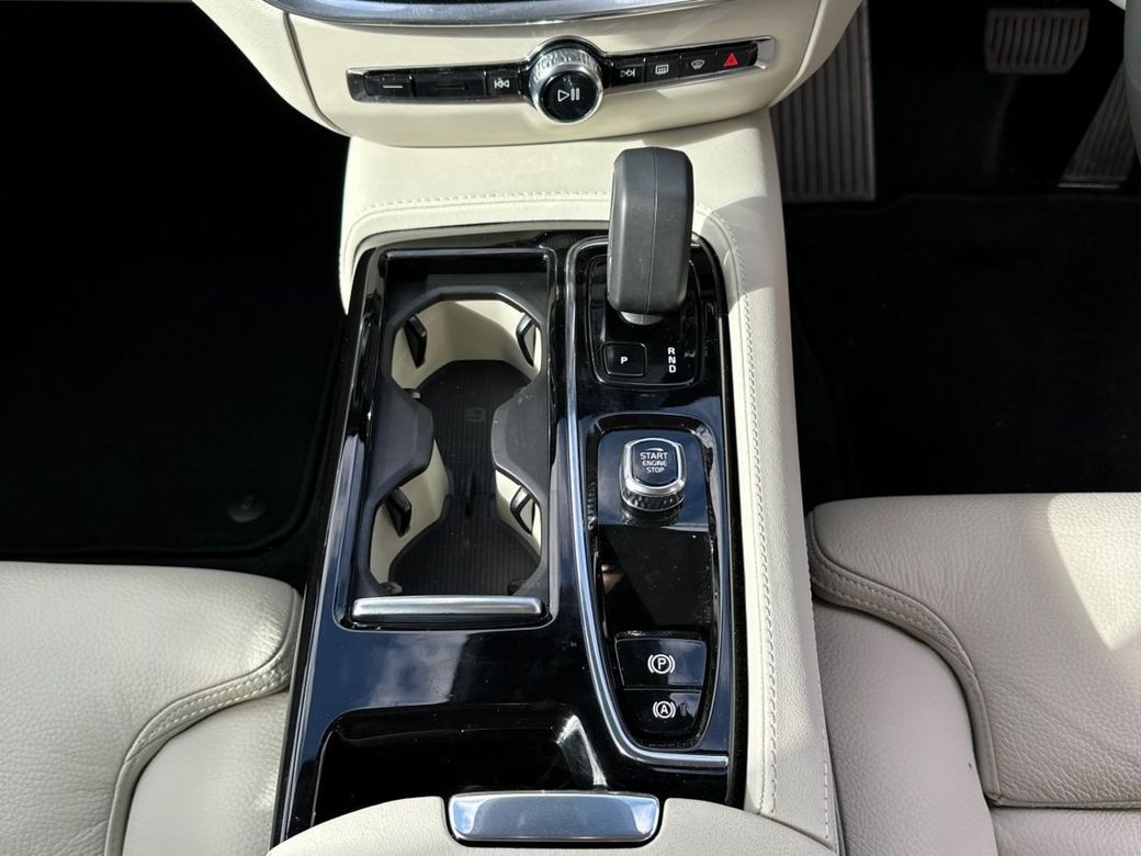 2026 Volvo V60