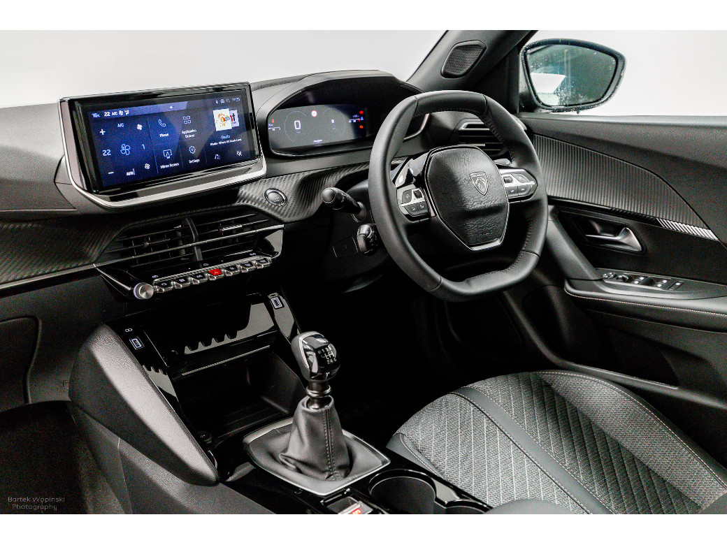 2025 Peugeot 2008
