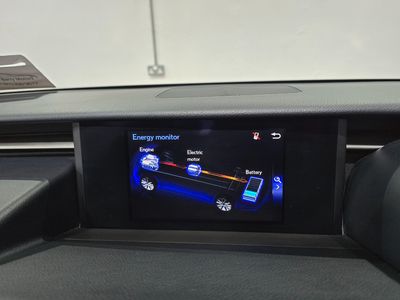 2016 Lexus IS 300h