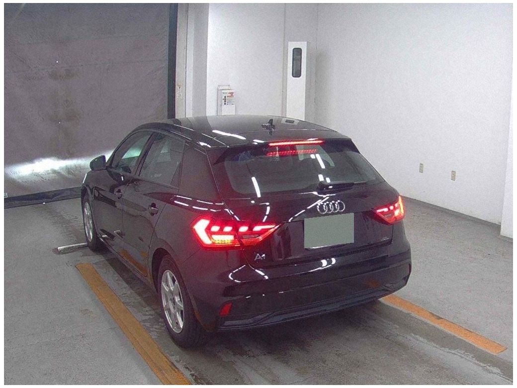2021 Audi A1