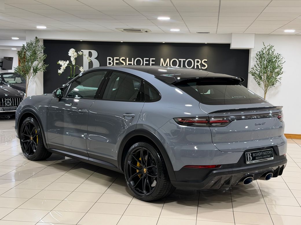 2023 Porsche Cayenne