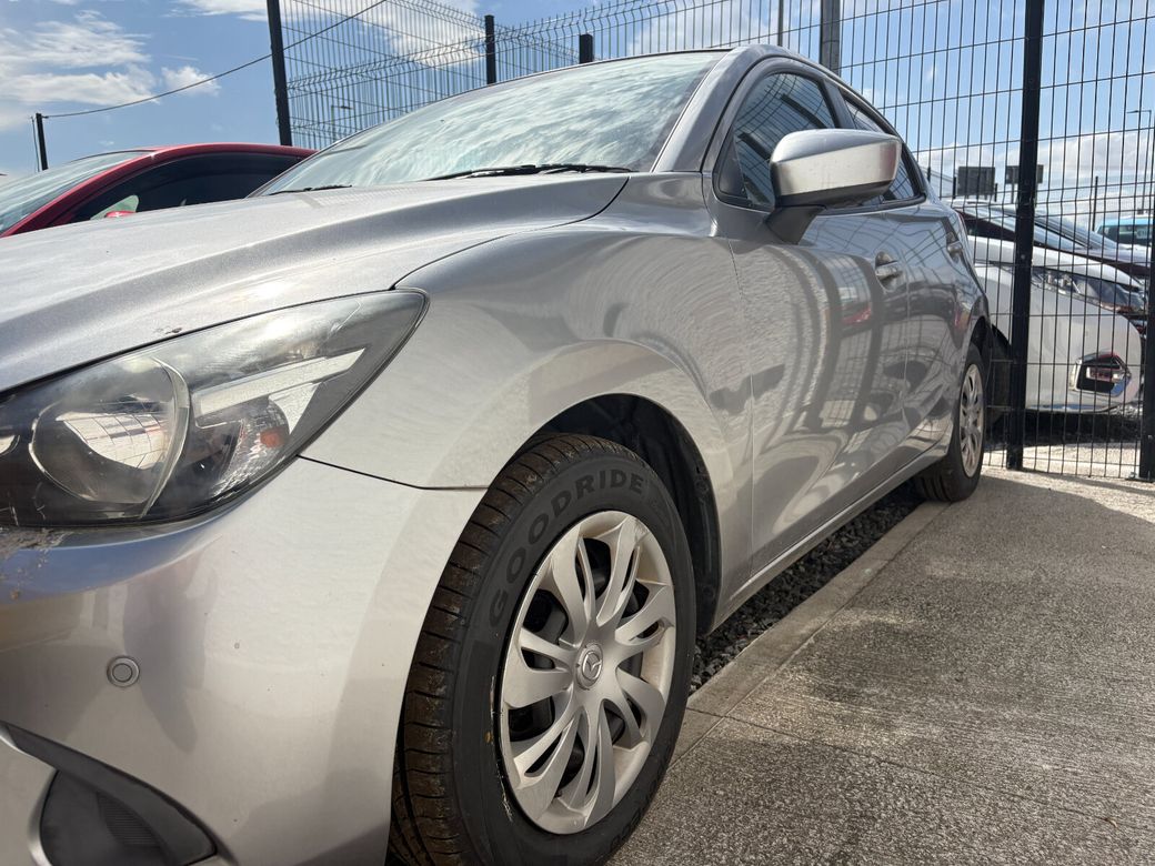 2016 Mazda Demio