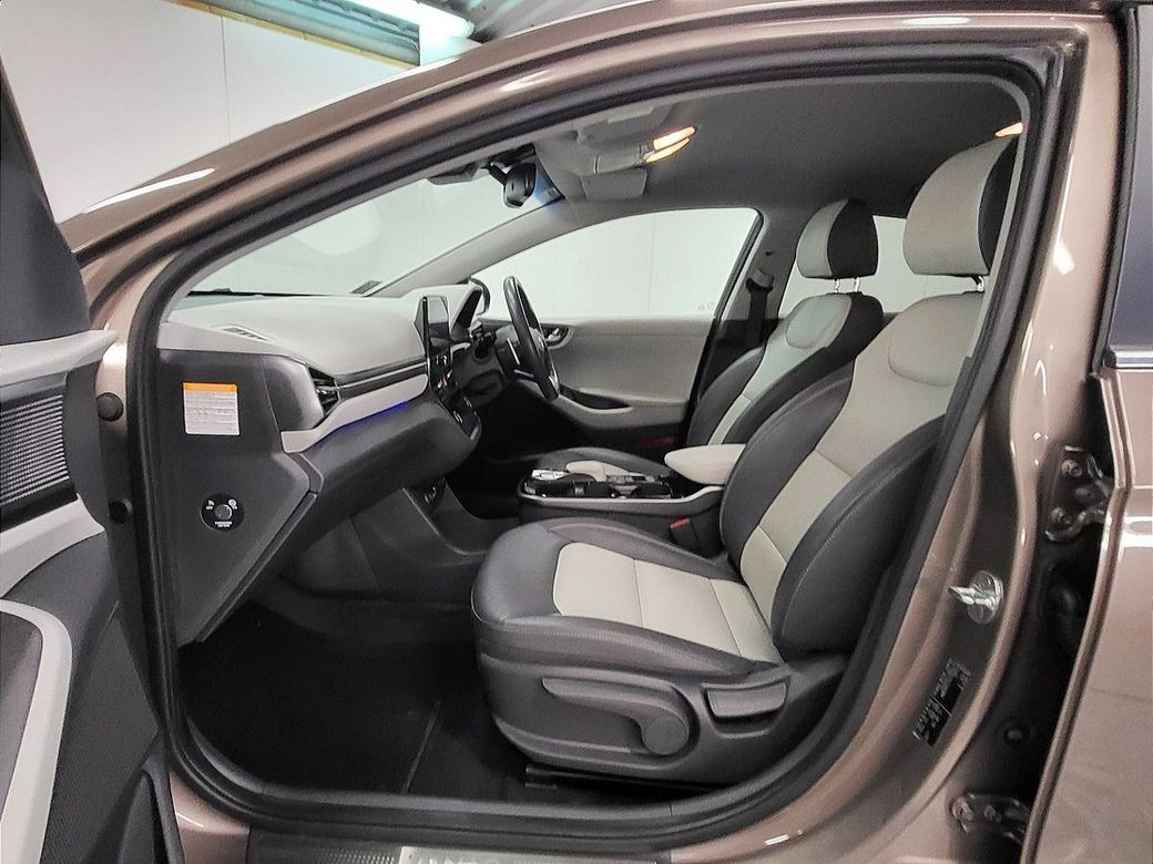2021 Hyundai Ioniq