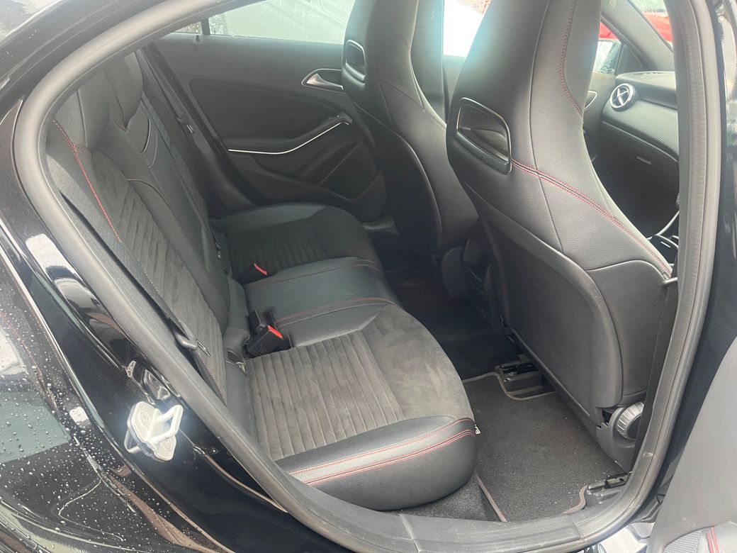 2015 Mercedes-Benz A 180