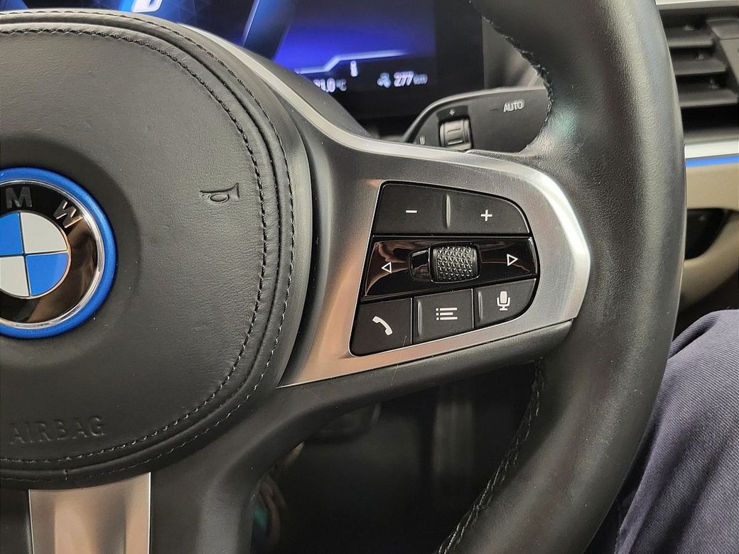 2023 BMW i4