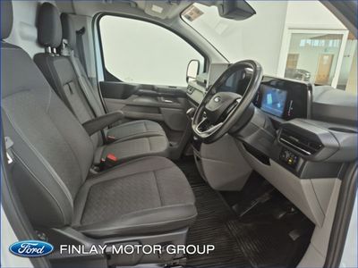 2024 Ford Transit Custom
