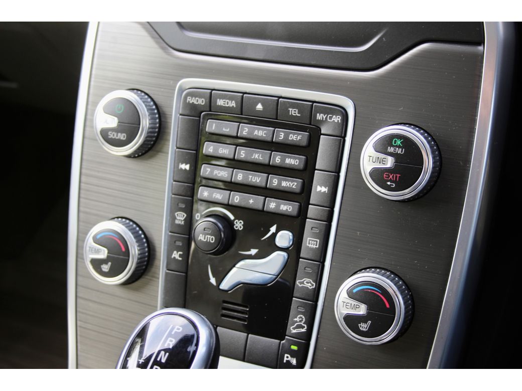 2015 Volvo XC70