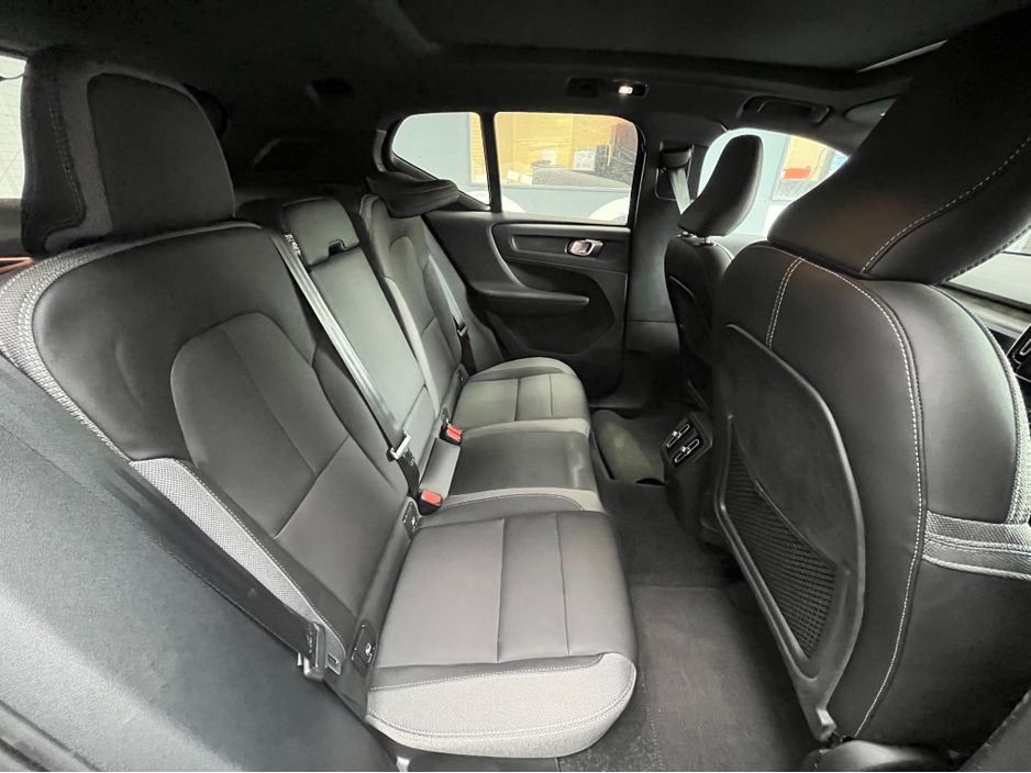 2022 Volvo XC40