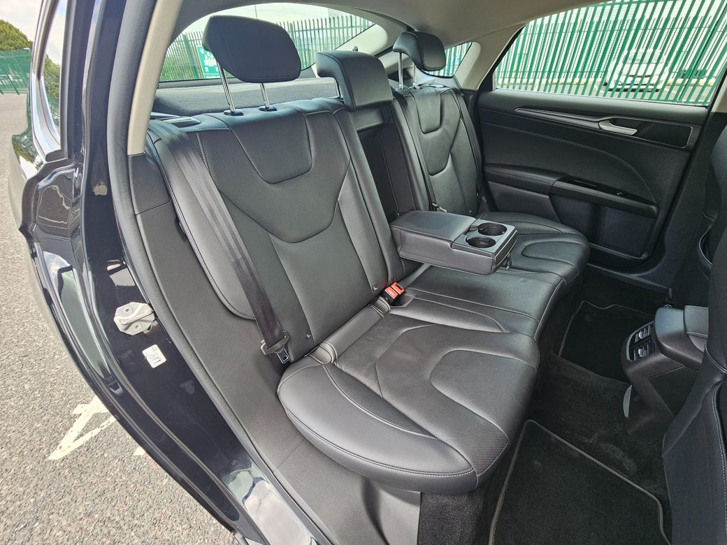 2021 Ford Mondeo