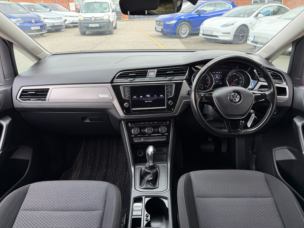 2017 Volkswagen Touran
