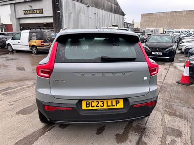 2023 Volvo XC40