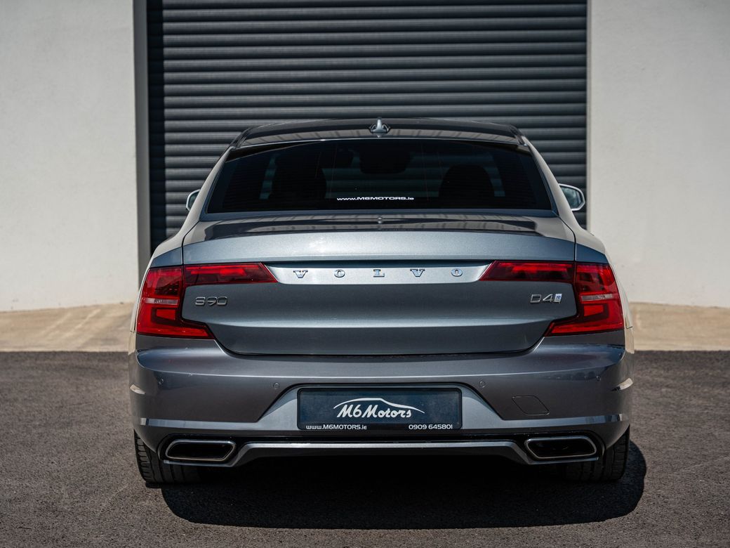 2018 Volvo S90