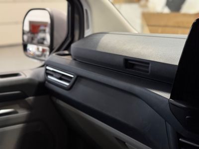 2024 Ford Transit Custom