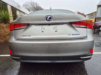 2020 Lexus IS 300h