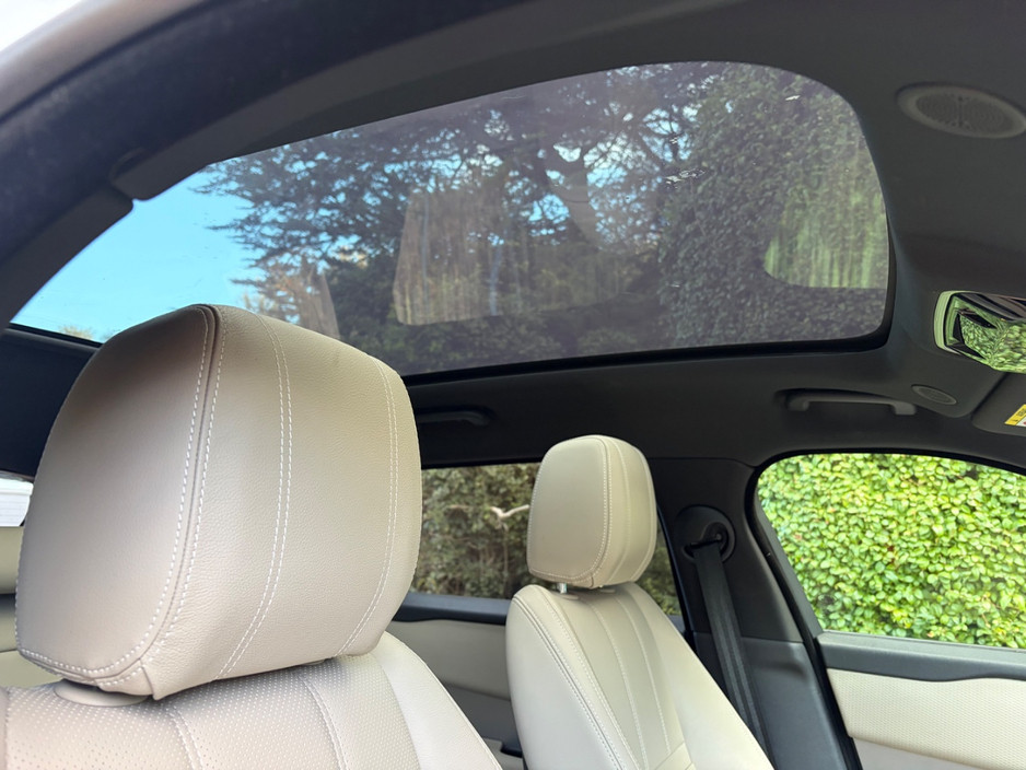 2021 Land Rover Range Rover Velar
