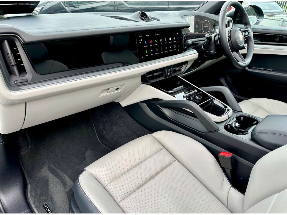 2024 Porsche Cayenne