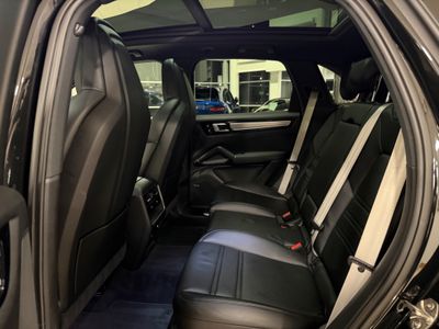 2023 Porsche Cayenne