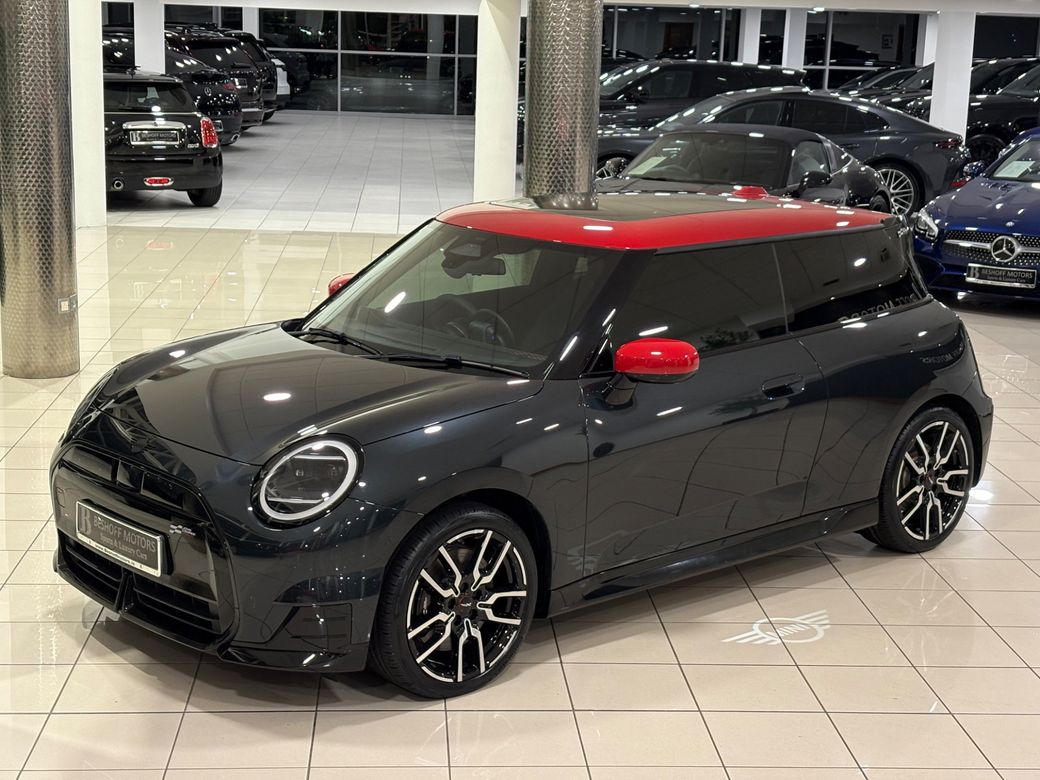 2024 Mini Hatch