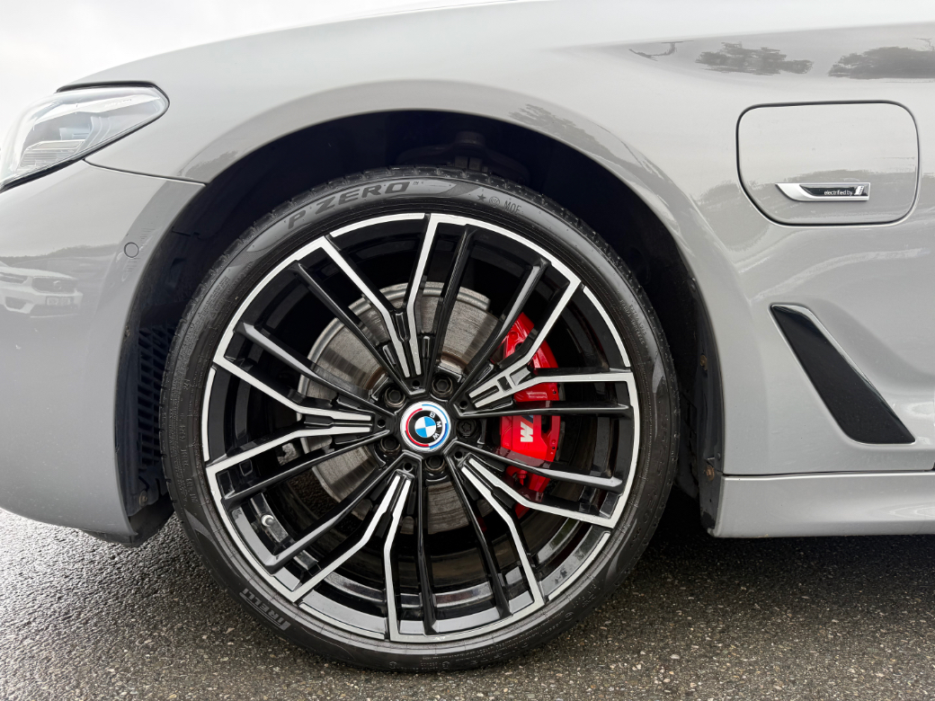 2022 BMW 5 Series
