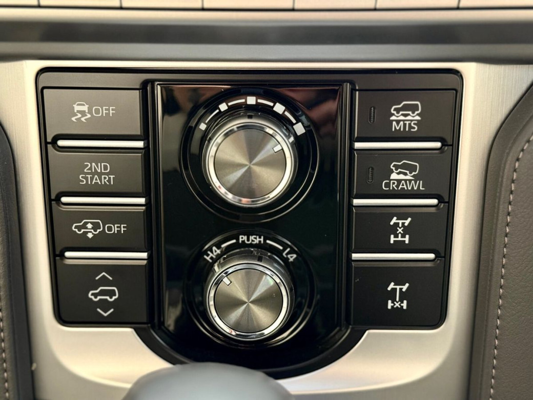 2023 Toyota Landcruiser