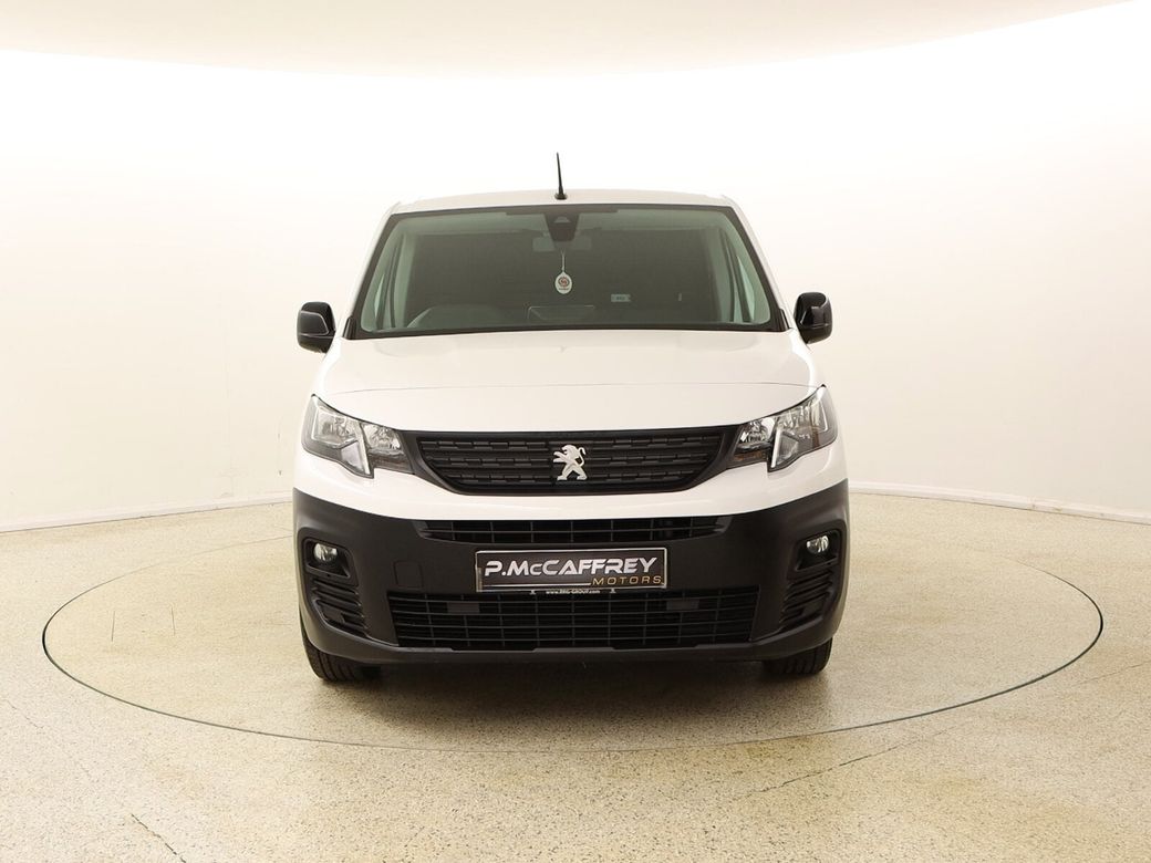 2022 Peugeot Partner