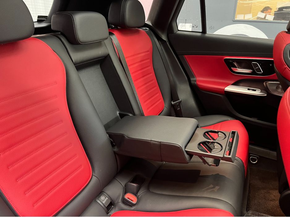 2023 Mercedes-Benz GLC Class