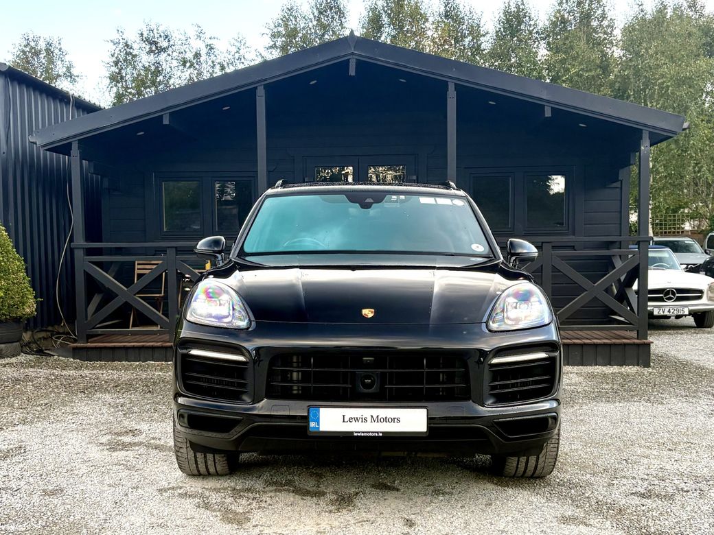 2023 Porsche Cayenne