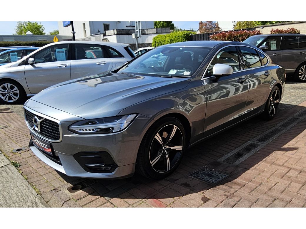 2017 Volvo S90