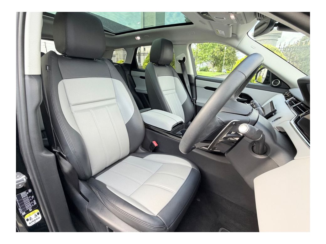 2025 Land Rover Range Rover Evoque