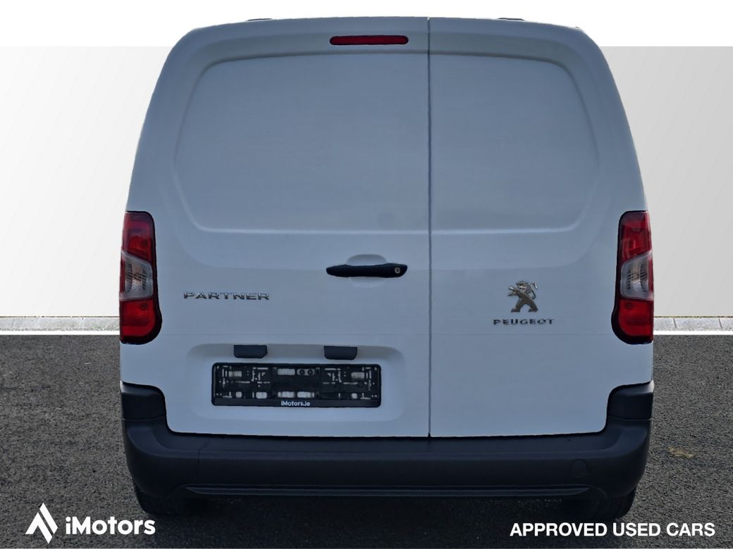 2021 Peugeot Partner