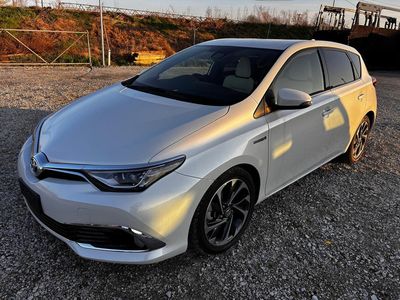 2016 Toyota Auris
