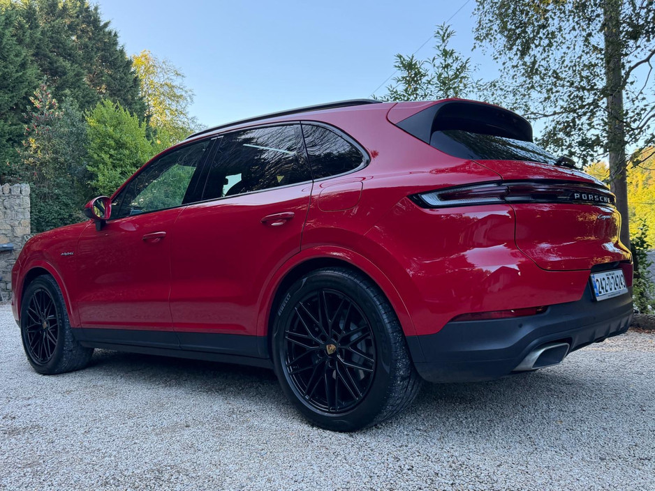 2024 Porsche Cayenne