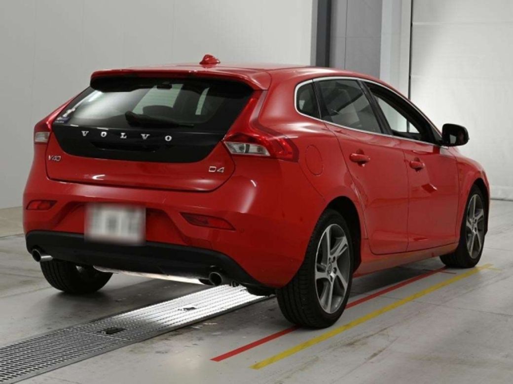 2015 Volvo V40