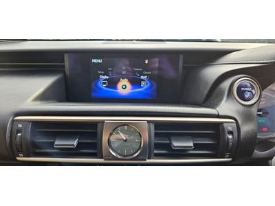 2017 Lexus IS