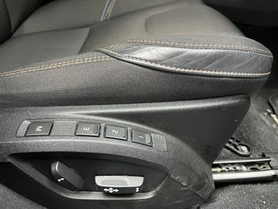 2017 Volvo V40 Cross Country