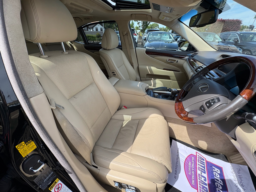 2015 Lexus LS 460