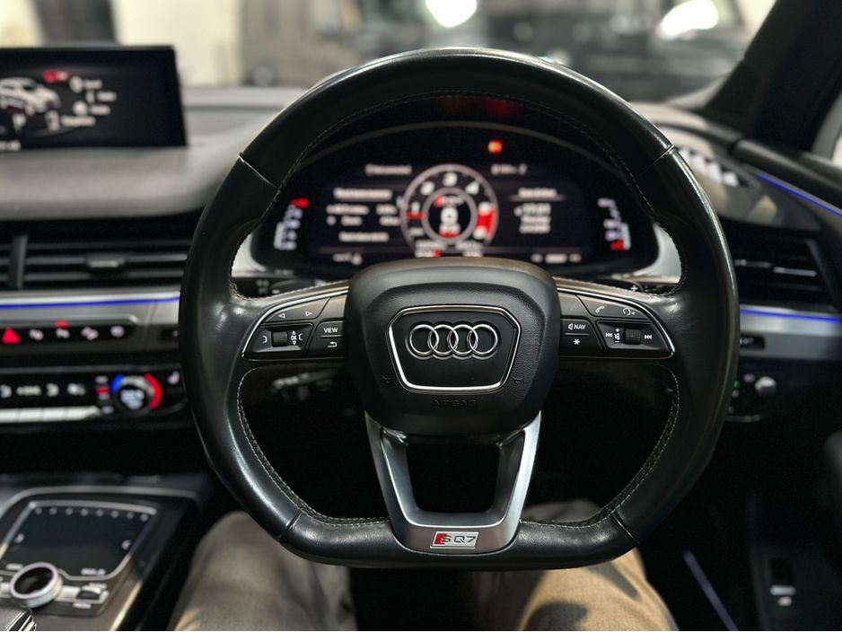 2017 Audi SQ7