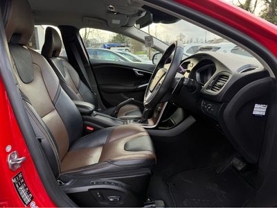 2016 Volvo V40 Cross Country