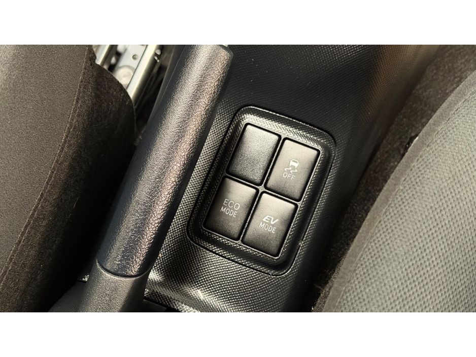 2015 Toyota Aqua