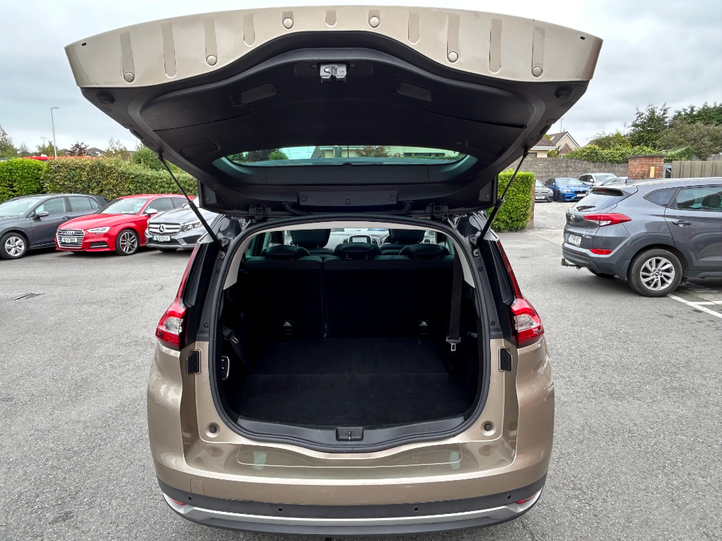 2018 Renault Grand Scenic