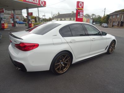 2019 BMW 530